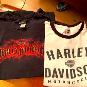 Black 3 x Harley Davidson and white xl Harley Davidson t-shirt